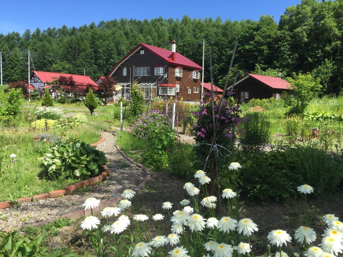 Hotel Natsumi No Sato Biei Exterior foto
